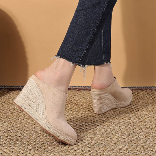 ISMAY | CLASSIC WEDGE MULES