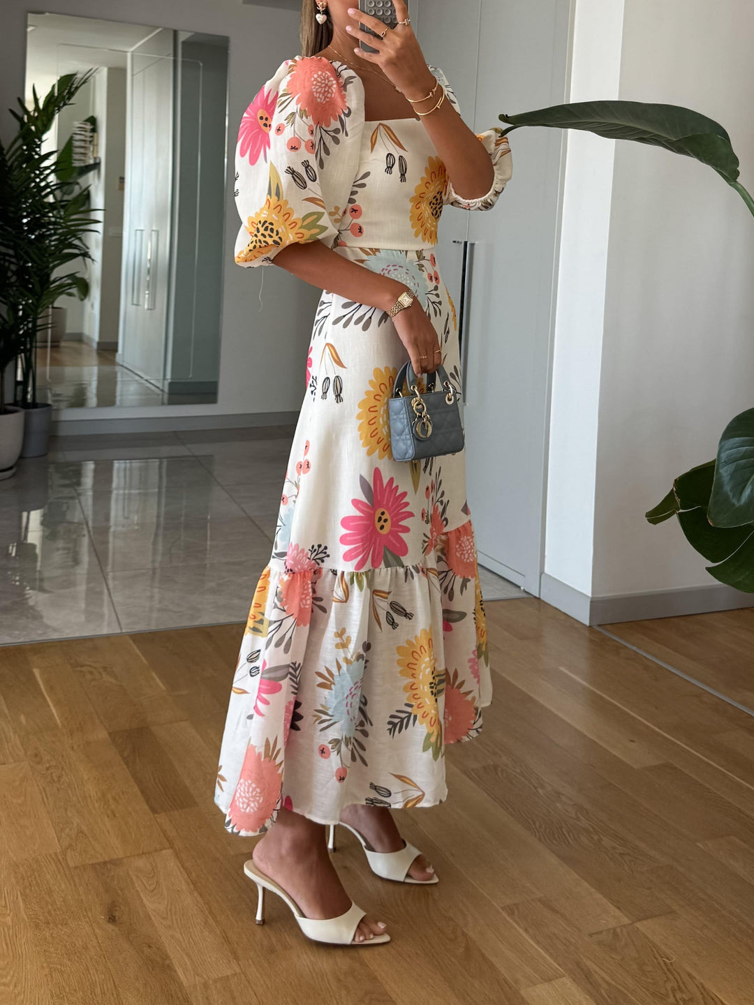 DAISY | SQUARE NECK FLORAL PRINT PUFF SLEEVE MIDI DRESS
