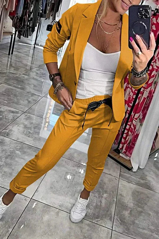AMELIA | TAILORED SET WITH SOFT BLAZER AND CASUAL JOGGERS