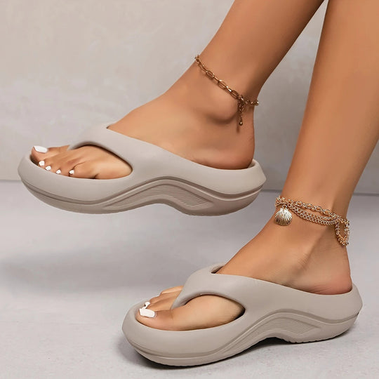 RUELLE | LIGHTWEIGHT COMFORT SLIDE SANDALS