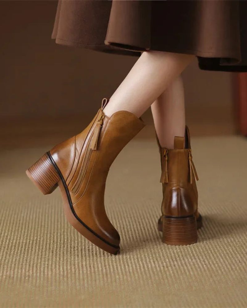 FREYA | BLACK LEATHER BOOTS WITH COMFORTABLE HEEL