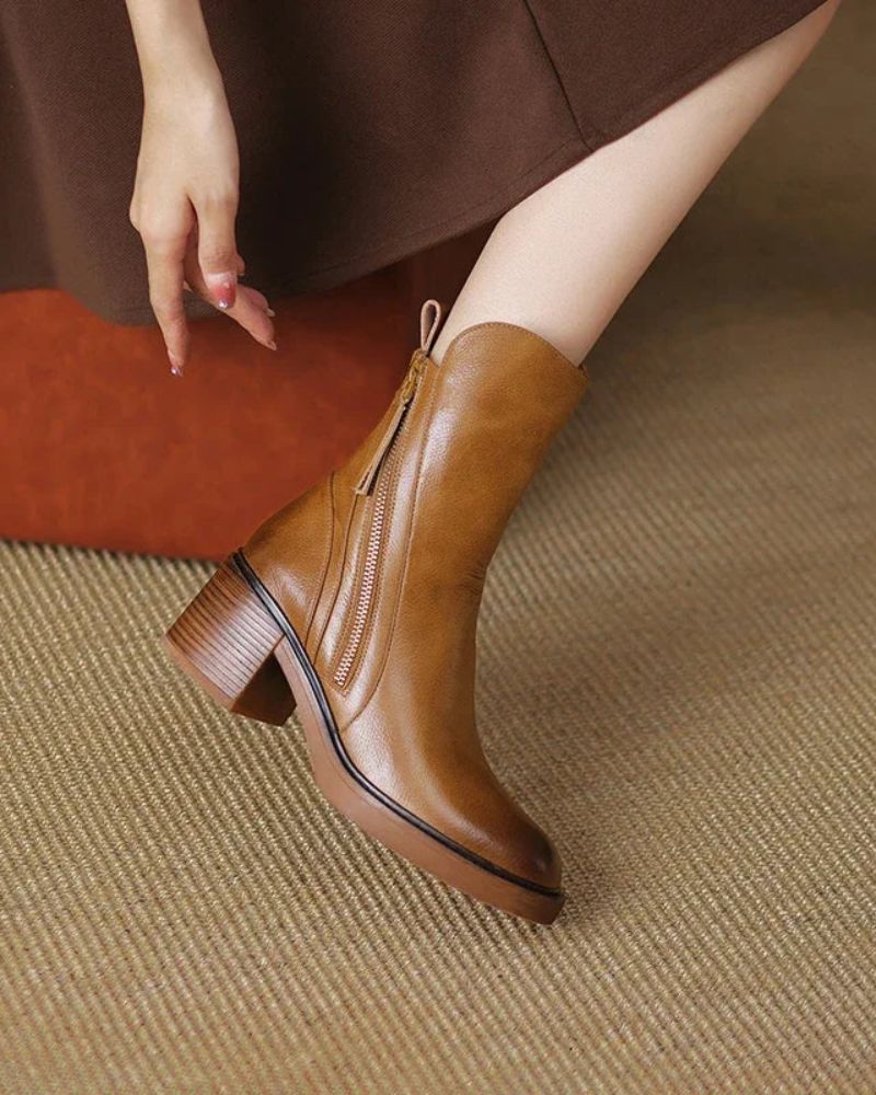 FREYA | BLACK LEATHER BOOTS WITH COMFORTABLE HEEL