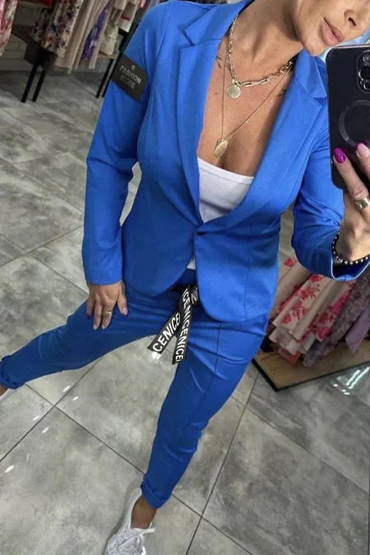 AMELIA | TAILORED SET WITH SOFT BLAZER AND CASUAL JOGGERS