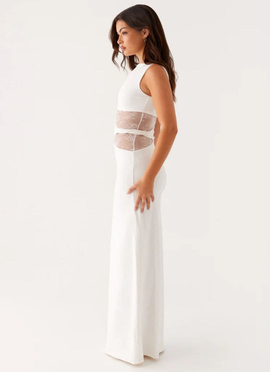 LAYLA | FIGURE-HUGGING MAXI DRESS WITH SUBTLE CUTOUTS AND LACING