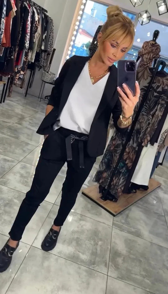 AMELIA | TAILORED SET WITH SOFT BLAZER AND CASUAL JOGGERS