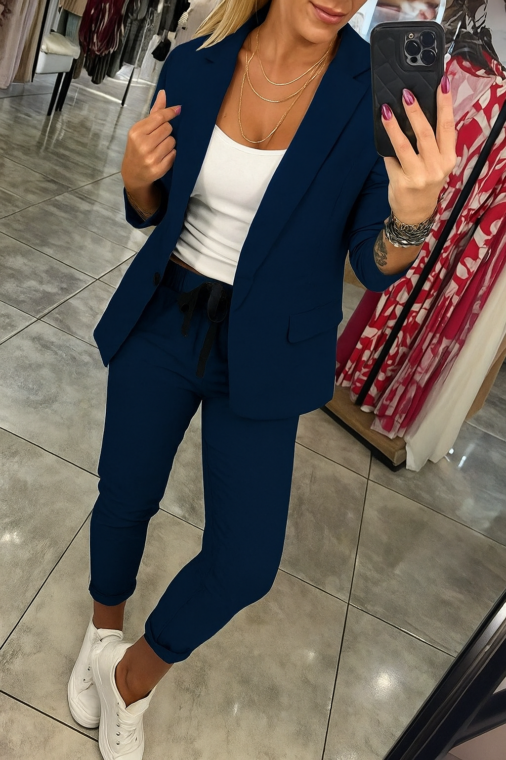 AMELIA | TAILORED SET WITH SOFT BLAZER AND CASUAL JOGGERS