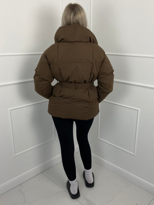 SKYE | SHORT PUFFER JACKET WITH BELTED WAIST