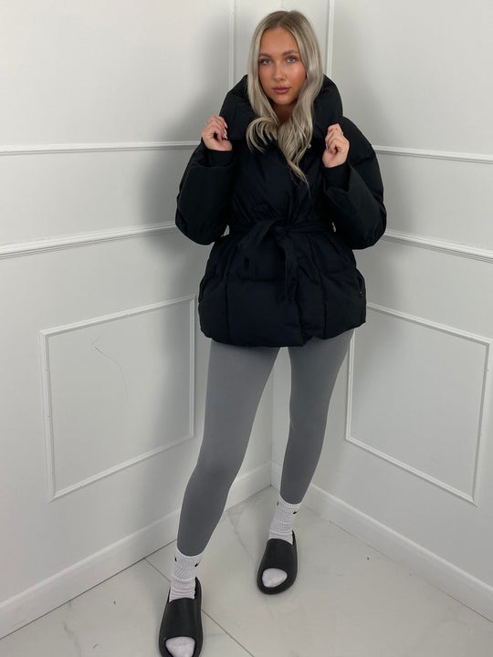 SKYE | SHORT PUFFER JACKET WITH BELTED WAIST