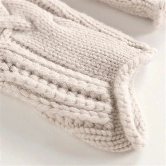 AMELIA | CASHMERE TURTLENECK WITH CABLE KNIT