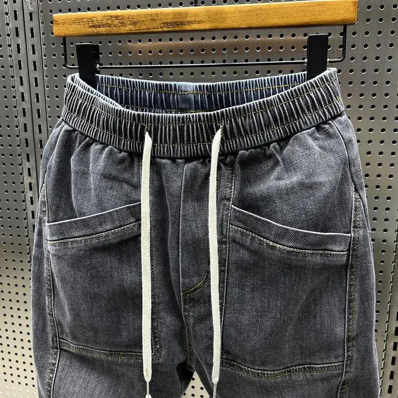 ETHAN | THE ALLIANCE BETWEEN DENIM STYLE AND JOGGER COMFORT