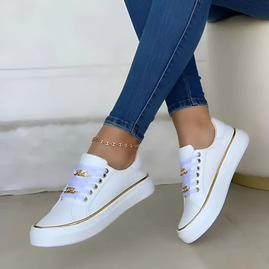 AVELINE | ORTHOPEDIC CHAIN ACCENT SNEAKERS