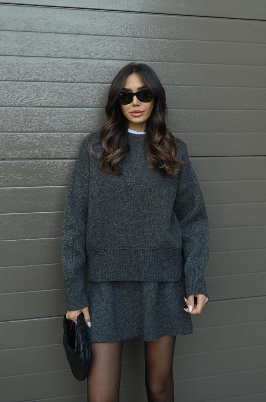AMELIA | LUXURY KNIT SET – SWEATER + SKIRT