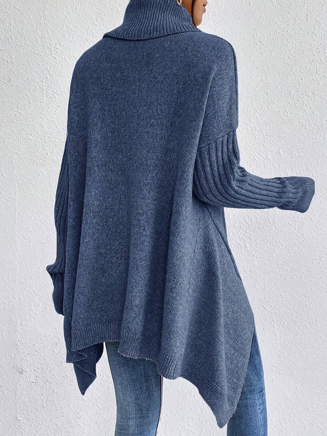 LEAH | OVERSIZED TURTLENECK SWEATER
