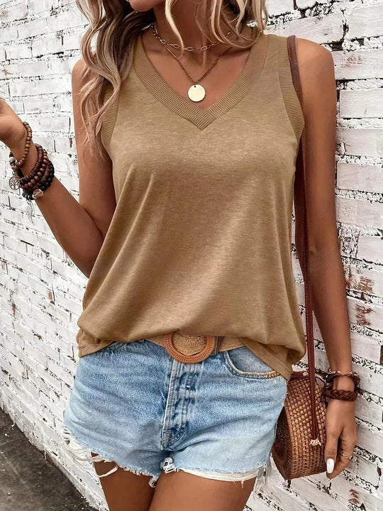 ASSILA | V-NECK TOP