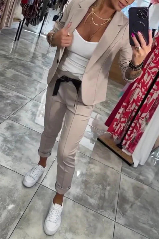 AMELIA | TAILORED SET WITH SOFT BLAZER AND CASUAL JOGGERS